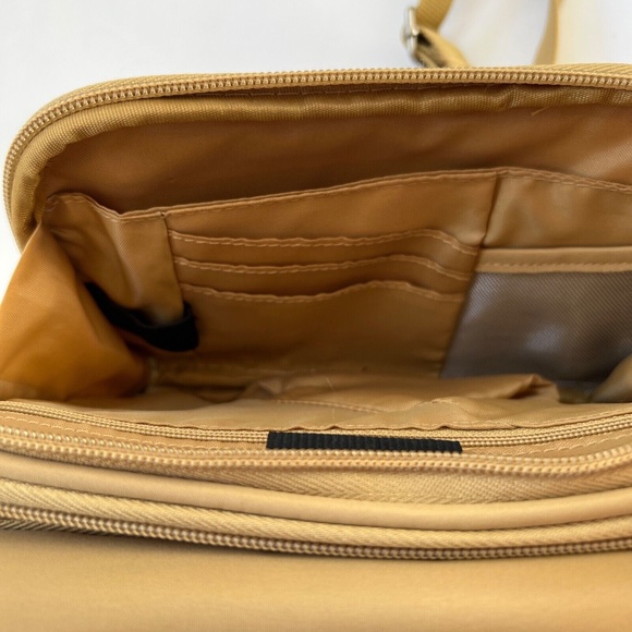 Travelon Crossbody Convertible Waist Belt Fanny Pack Small Golden Yellow Travel - Picture 6 of 9